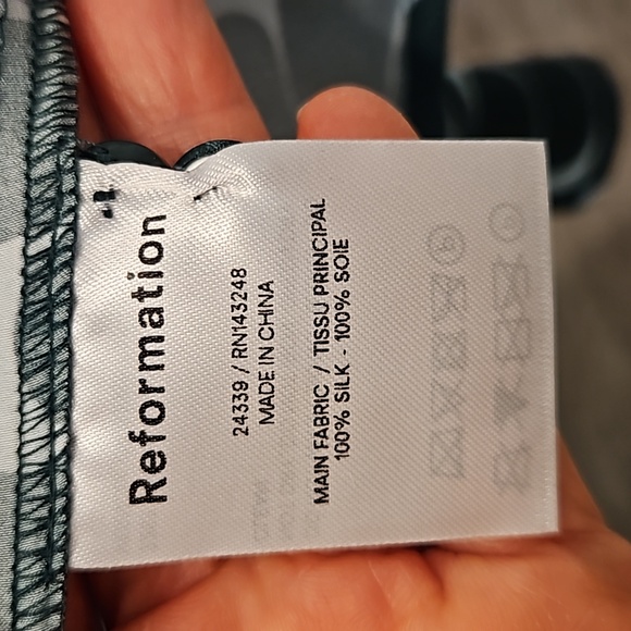 Reformation Julius Dress Venture size 6 Excellent wear condition. - Picture 8 of 15